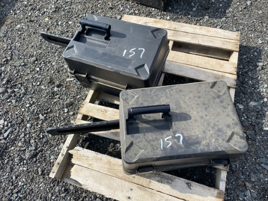 2 Chainsaw Cases
