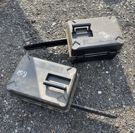 2 Chainsaw Cases