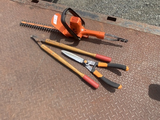 Black and Decker Hedge Trimmer