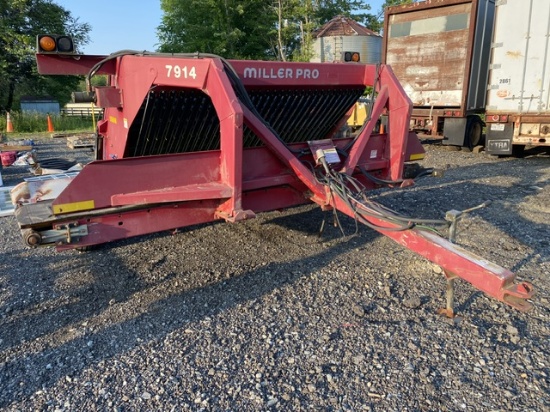 Miller Pro 7914 Hay Buddy