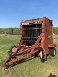 Gehl 1860 Round Baler