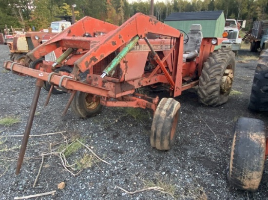 Allis Chalmers 170 Tractor with Loader