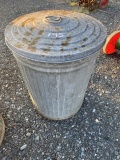 Trash Can 32 Gallon