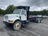 1993 International 4900 Log Truck