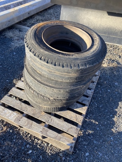 4 Mobile Home Tires and Wheels