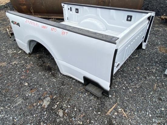 2023 Ford Super Duty Pickup Bed