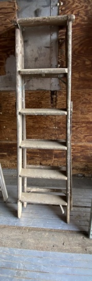 Wooden Step Ladder