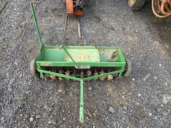 John Deere Aerator/Spreader