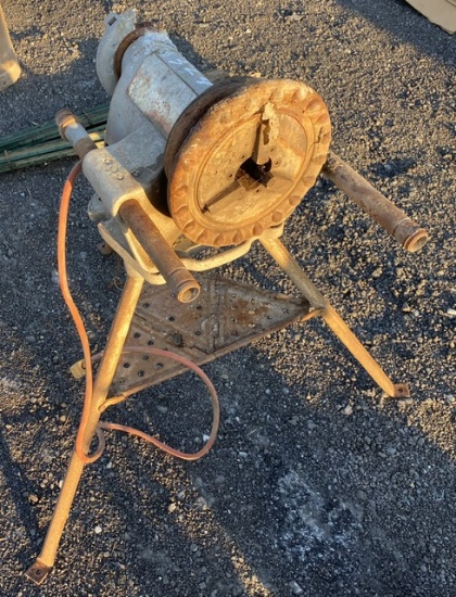 Pipe Threader