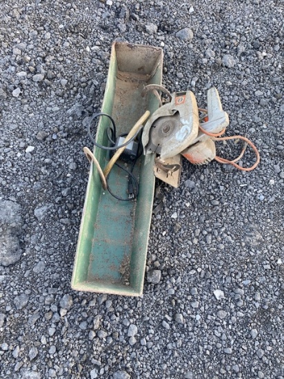 Skill Saw and Tray
