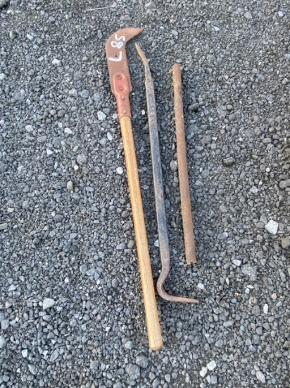 Bush Axe and Crow Bar
