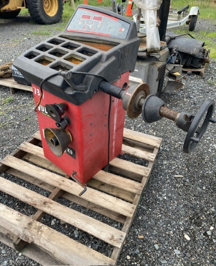 Tire Balancer