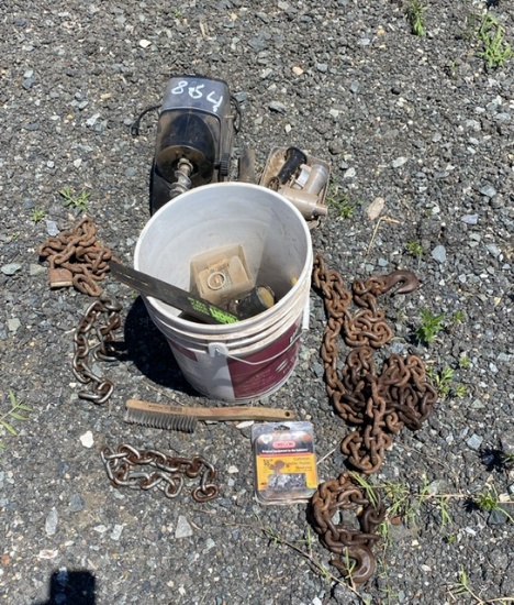 Bucket of Miscellaneous, Chain, Chainsaw Chain, Meat Grinder