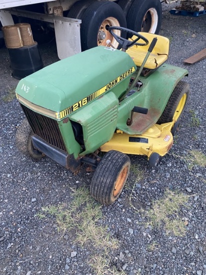 John Deere 216 Riding Mower