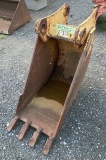 Caterpillar 416-C 18” Bucket