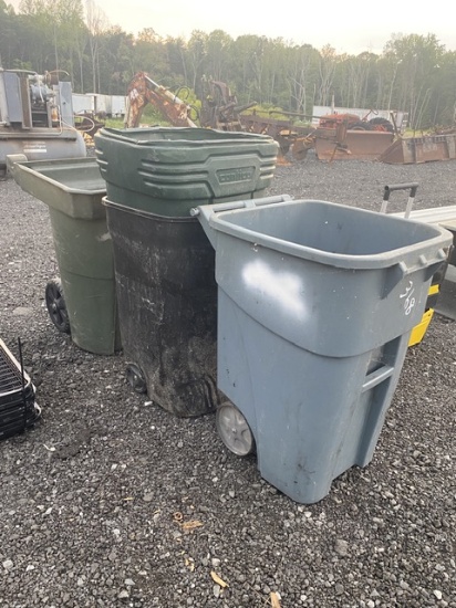 4 Trash Cans