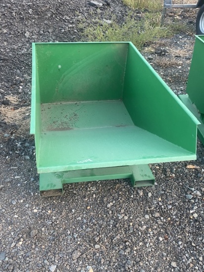 Pallet Fork Dump Box
