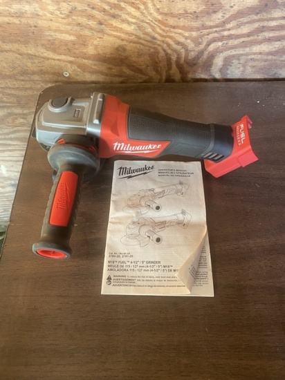Milwaukee M18 Fuel 4 1/2” Grinder 2780-20
