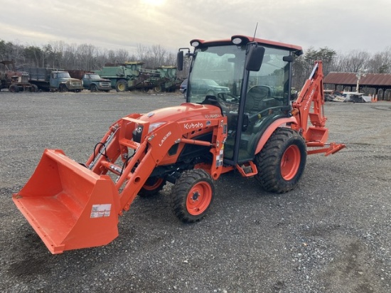 Kubota LX3310 Tractor with Cab and Backhoe