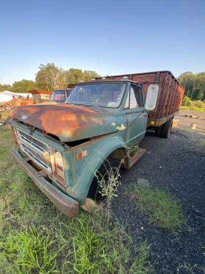 1969 Chevrolet C50 with 16’ Grain Dump Body