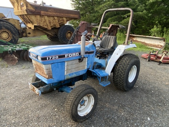 Ford 1720 Tractor 4x4