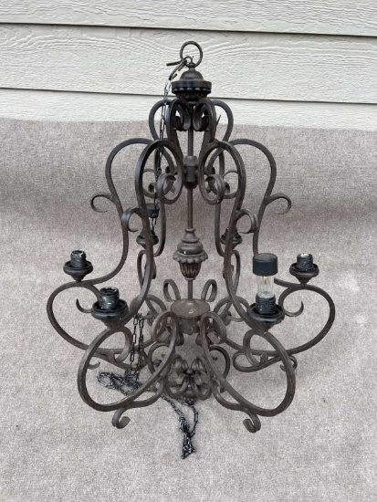 Classic chandelier with metal hanging attachment