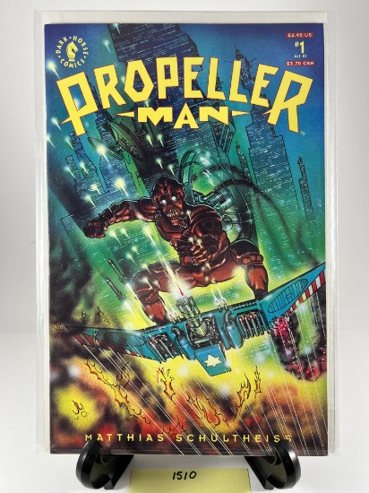 Propeller-Man Issue #1  Dark Horse Comics