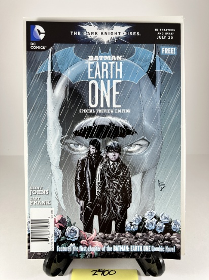 Batman: Earth One Special Preview Edition Comic - DC Comics