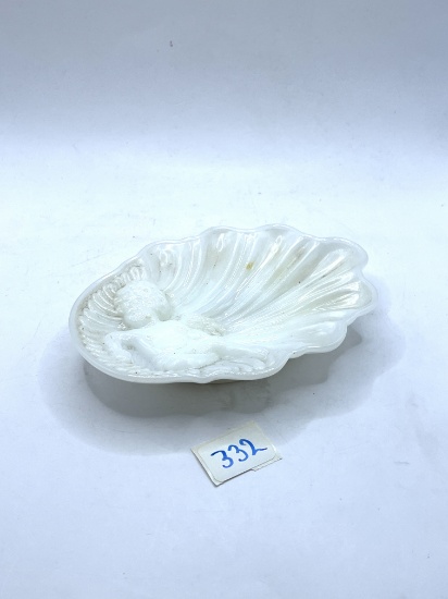 White angle Avon dish