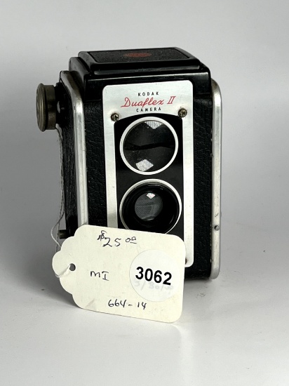 Used Kodak Duaflex II Camera with Kodet Lens 1947-1960 Uses 620 Film