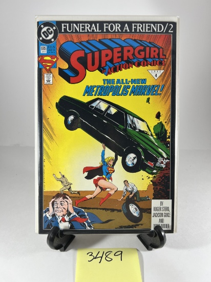Supergirl in Action Comics #685 (Funeral for a Friend Part 2) - DC Comics 1993
