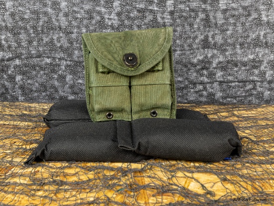 M1 CARBINE POUCH AND MAGAZINES
