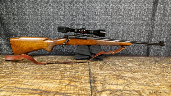 WINCHESTER 70 FEATHERWEIGHT