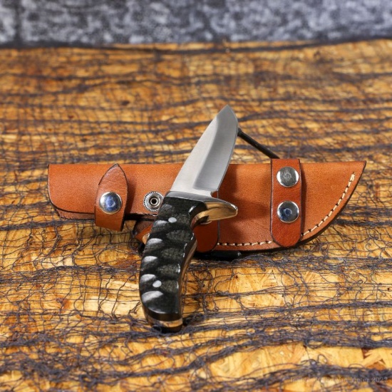 CUSTOM KNIFE