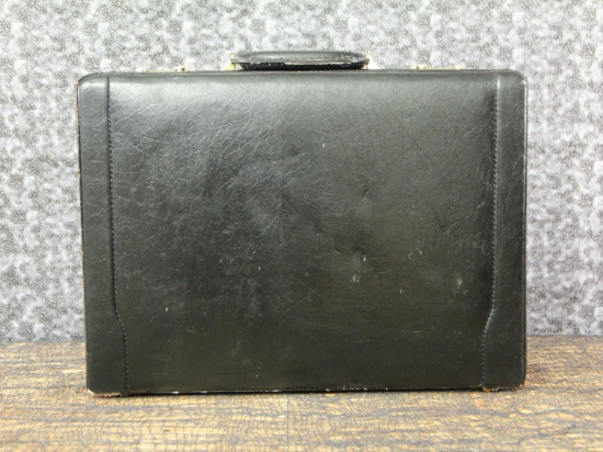 LEATHER BREIFCASE