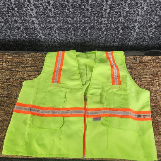 HIGH VISIBILITY VEST