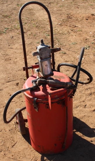 Air Grease Tank with Gun