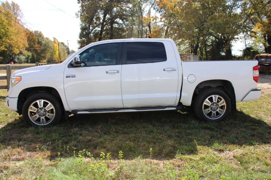 2014 Toyota Tundra Crew Max Platinum 4x4