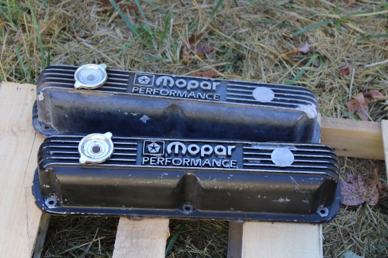 Set of Valve Covers