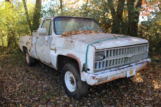 Chevrolet C20 3 Ton Long Bed Truck