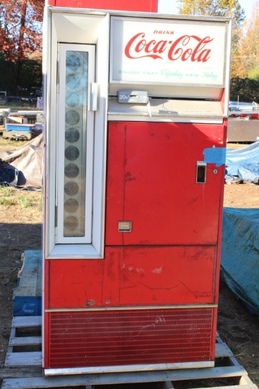 10 Stack Coca-Cola Machine - Condition Unknown