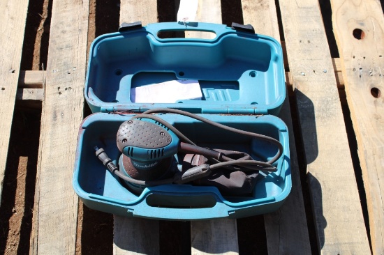 Makita Buffer with Case