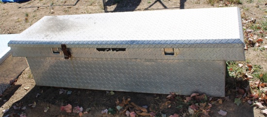 Aluminum Diamond Plate Box  - No Key
