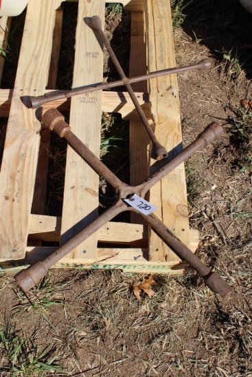 (2) 4 Way Lug Wrench