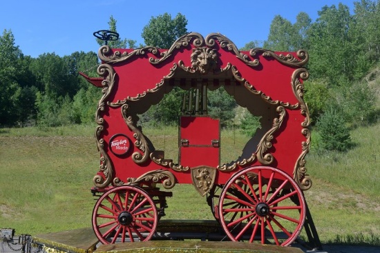 Calliope Wagon and Trailer