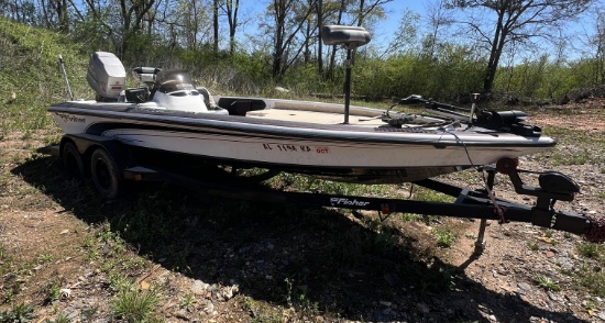 1998 Fisher Bass Boat