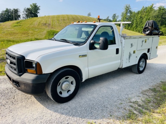 2006 FORD F-350 Service Truck