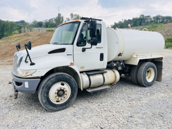 2010 INTERNATIONAL 4300SBA S/A Water Truck