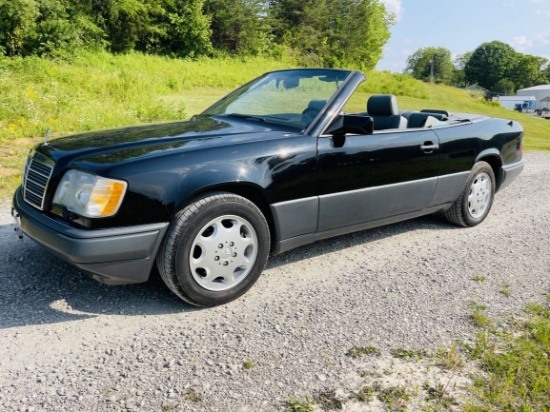 1994 MERCEDES-BENZ E320 Convertible Coupe