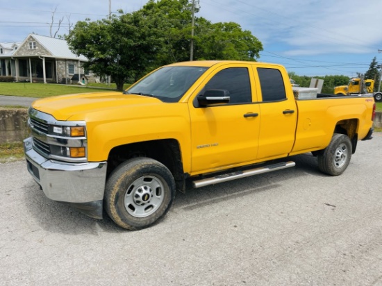 2015 CHEVROLET Silverado 2500HD PICKUP TRUCK